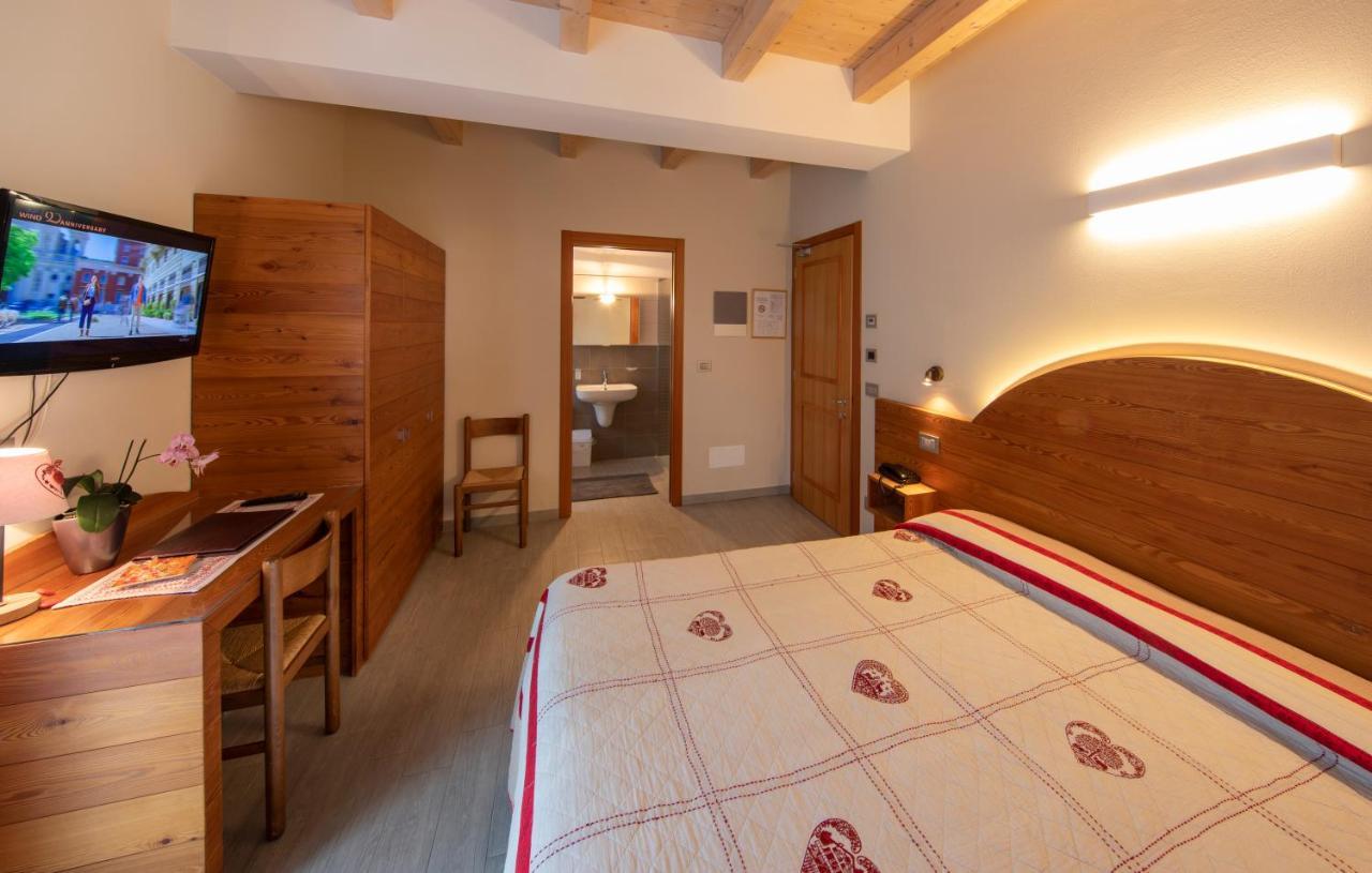 Albergo Edelweiss - Larespa Crodo Exterior foto